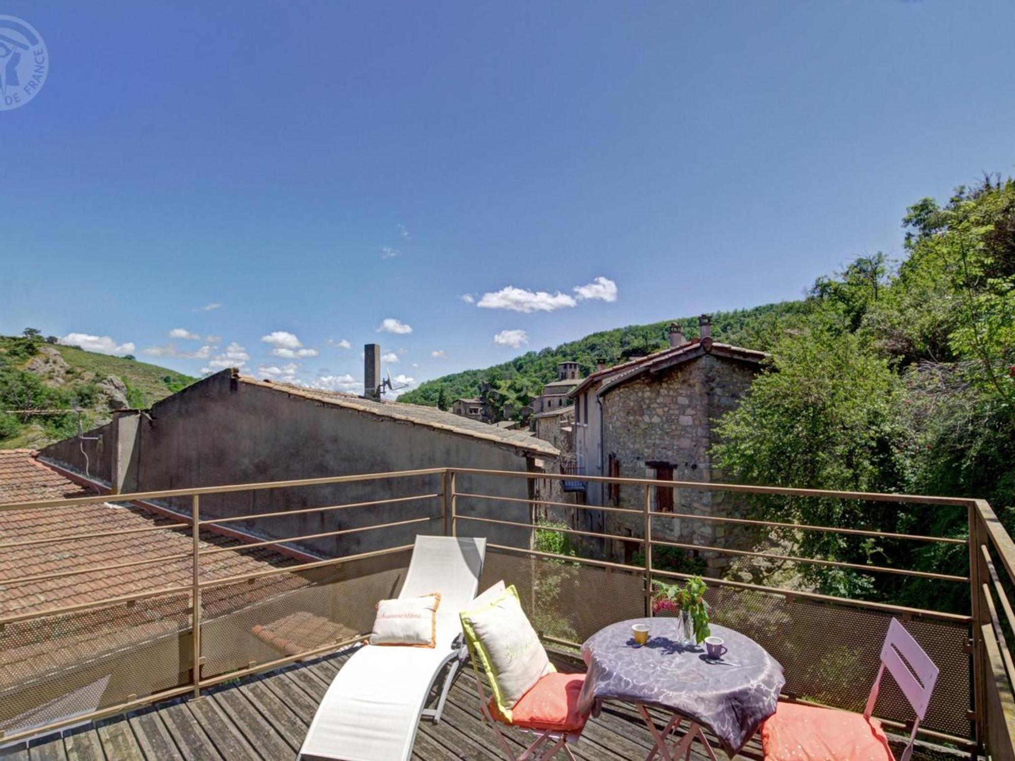 Gite De Charme Avec 2 Terrasses, Au Coeur Du Parc Du Pilat, Confortable Et Equipe - Fr-1-496-40 Malleval Exterior photo